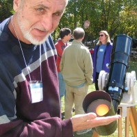 Rick Arnold and solar projection at AstroAssembly 2006