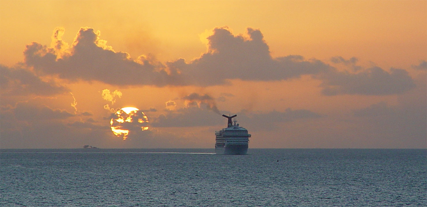 Southern Viewing at Sea