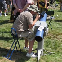 Bob Horton checks collimation at Stellafane 2009