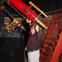 Al Hall aims the Clark at AstroAssembly 2009