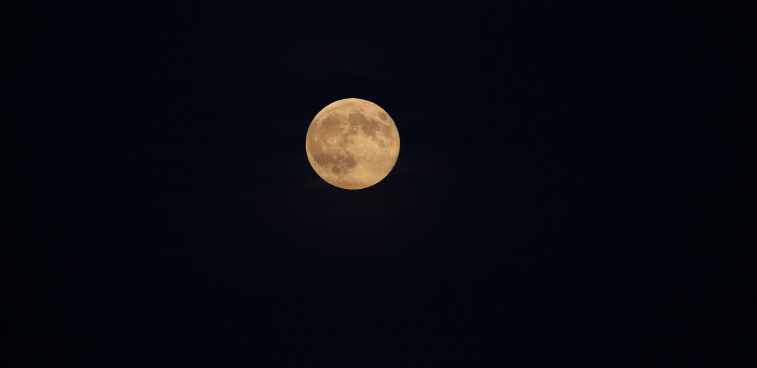 “Shine Off” Harvest Moon: Total Lunar Eclipse